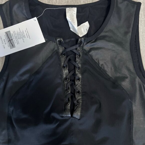 NWT $59 Fabletics Dominica Black Lace Up Front Top Size XL 14-16 Faux Leather - Picture 3 of 6